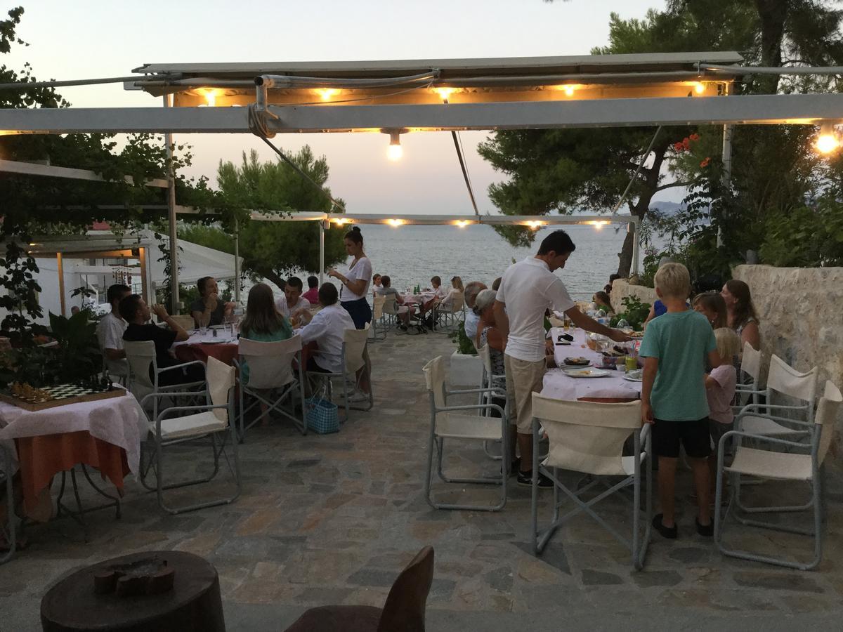 Rosys Little Village Skala  Bagian luar foto