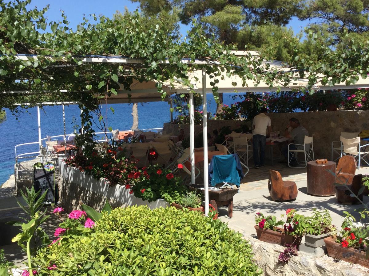 Rosys Little Village Skala  Bagian luar foto