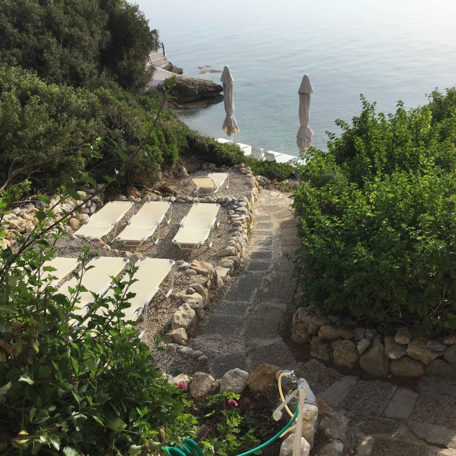 Rosys Little Village Skala  Bagian luar foto