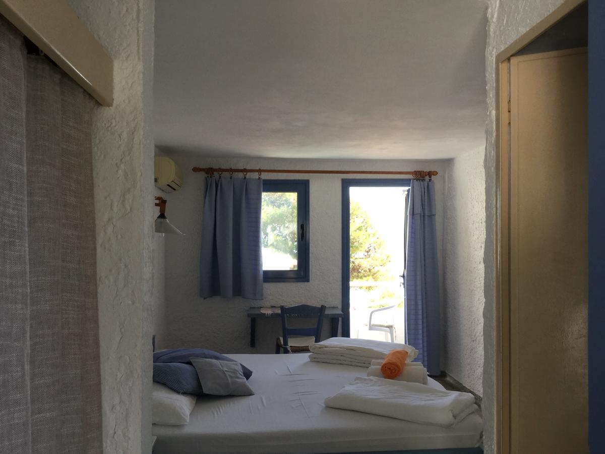Rosys Little Village Skala  Bagian luar foto