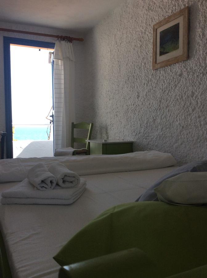 Rosys Little Village Skala  Bagian luar foto